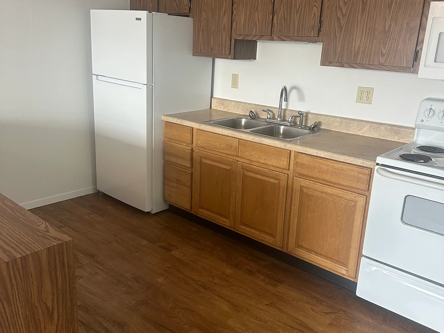 Lemon Tree Apartments — Photo 4