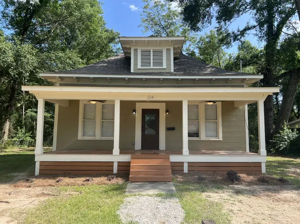 134 W 5th St, Hattiesburg, MS 39401