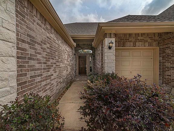 3rd image of 4213 Parkview Terrace Ln