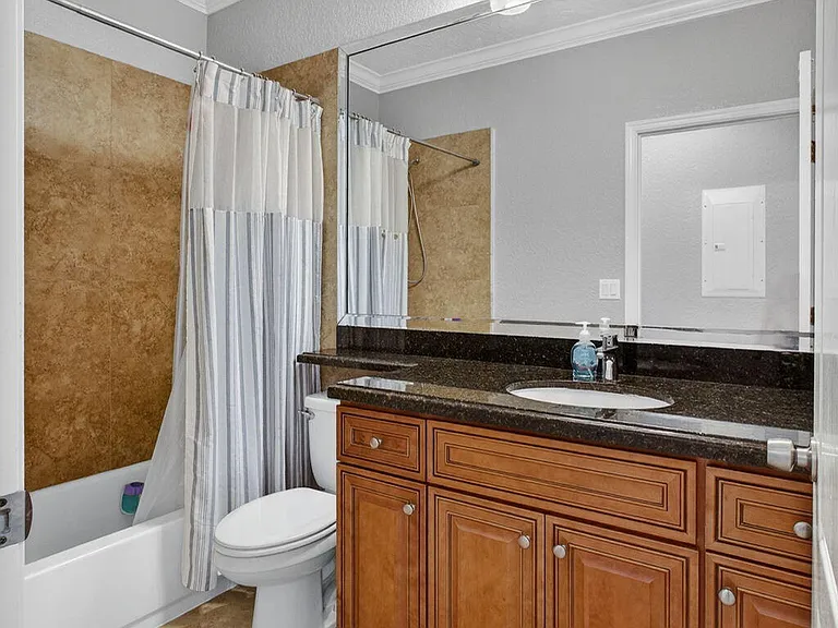 3125 Shelby Way — Photo 12