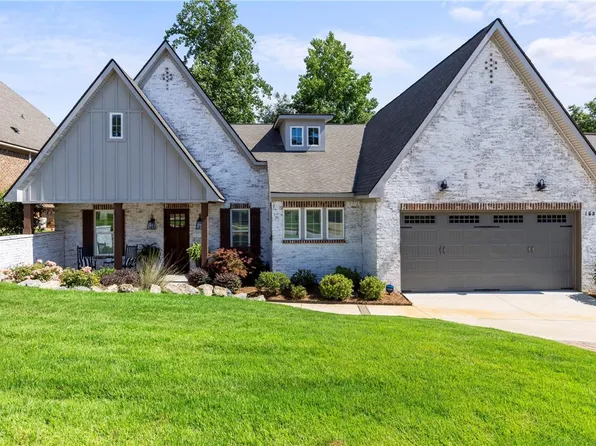 1687 Yarbrough Farms Blvd, Auburn, AL 36830