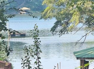 202 Horseshoe Lake Rd, Mount Holly, NC 28120