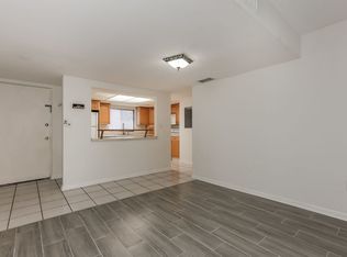 10775 Village Club Cir #101, Saint Petersburg, FL 33716