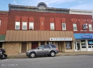 12 S Division St, Du Quoin, IL 62832