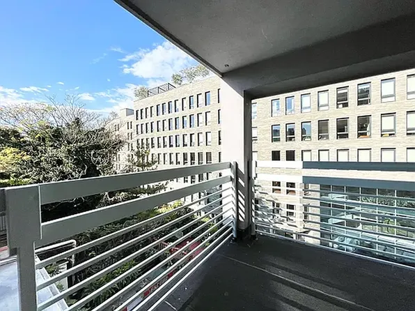 431 Grand Street image 2 of 7