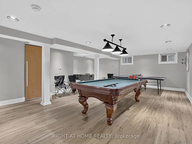 35 Brightbay Cres — Photo 32