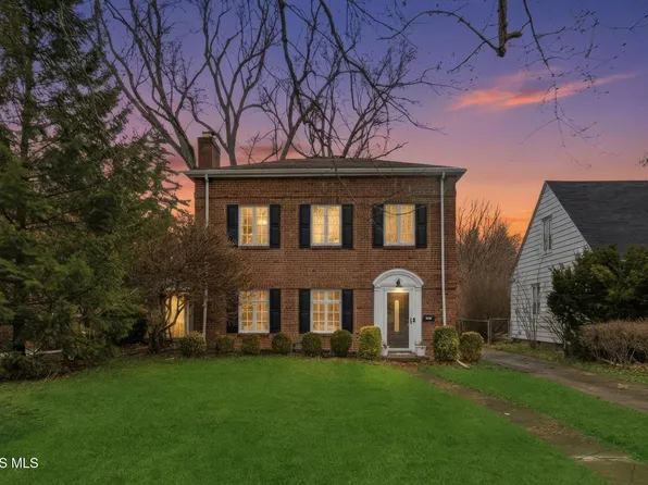 2850 Kenwood Blvd, Toledo, OH 43606