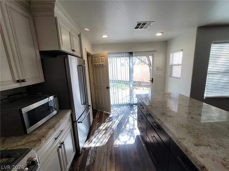 10799 Flame Vine Ct — Photo 76
