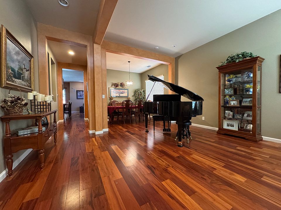 1st image of 1893 Everglade Ave