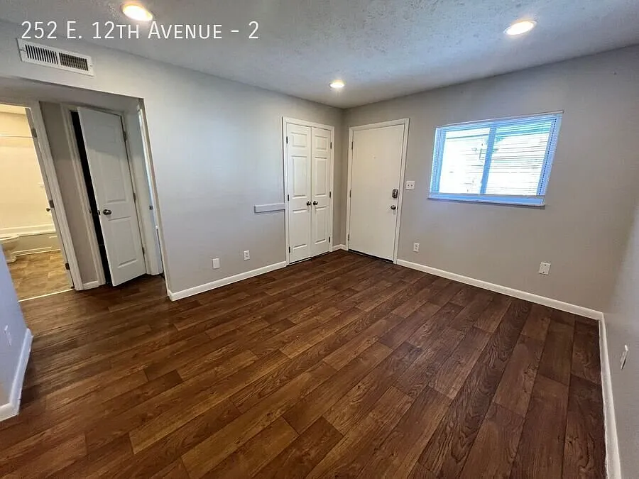 Updated 3 Bed 2 Bath - OSU Campus Available Fall 2027 — Photo 4