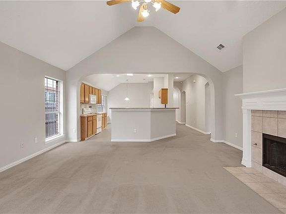 2nd image of 4612 Marguerite Ln