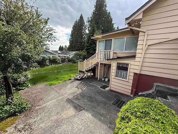 3rd image of 1734 Dansey Ave