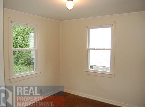 4th image of 1807 Gatewood Ave