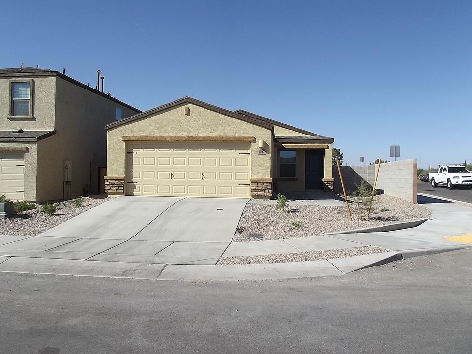 1st image of 4037 E Braddock Dr