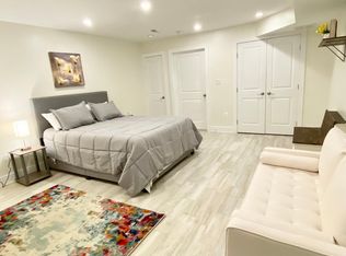 18 T St NE, Washington, DC 20002