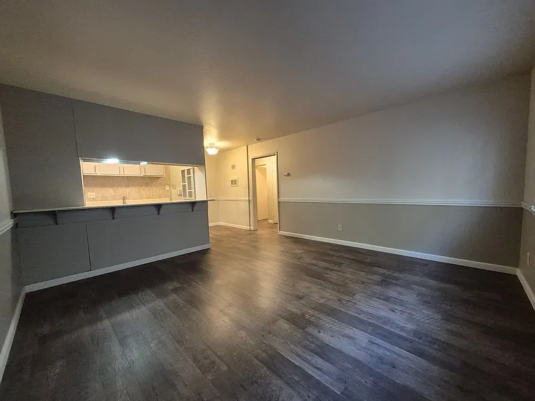 1711 N Street, Sacramento — Photo 15