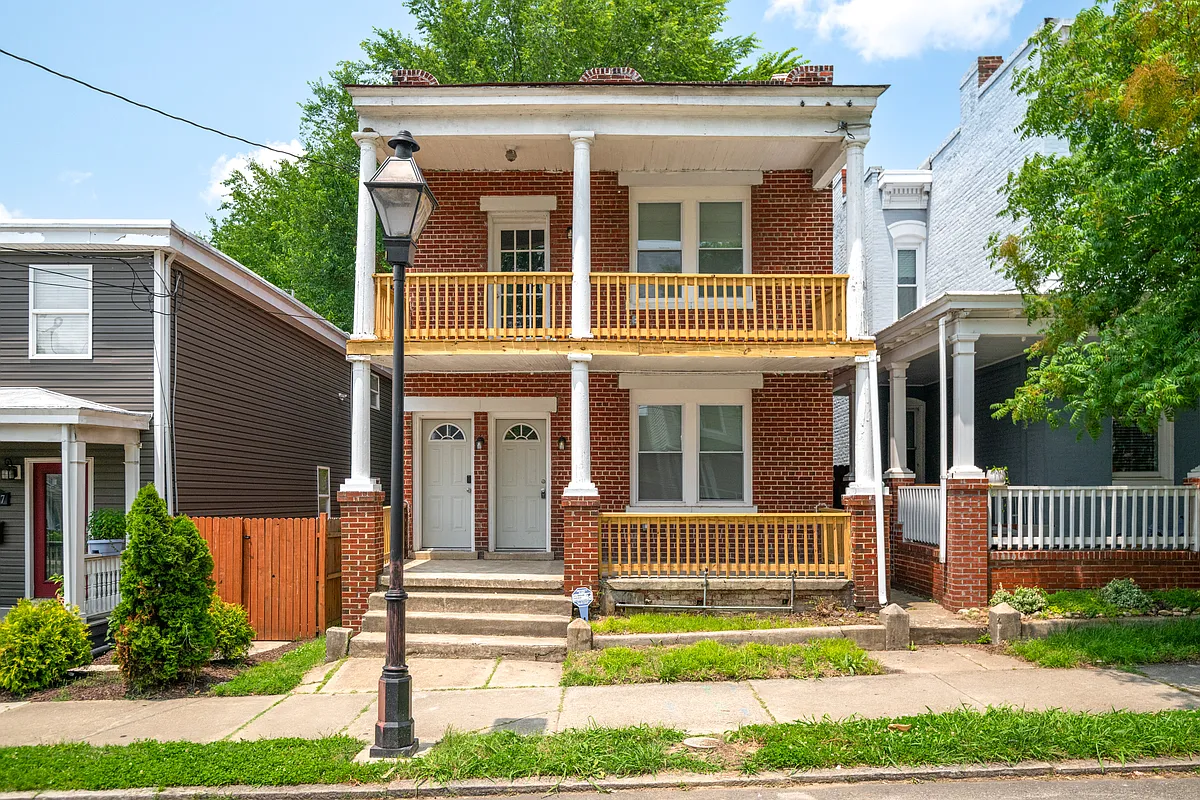 Photo 1 of 41 - 1303 Decatur St - Richmond, VA Primary Photo - 1303 Decatur St