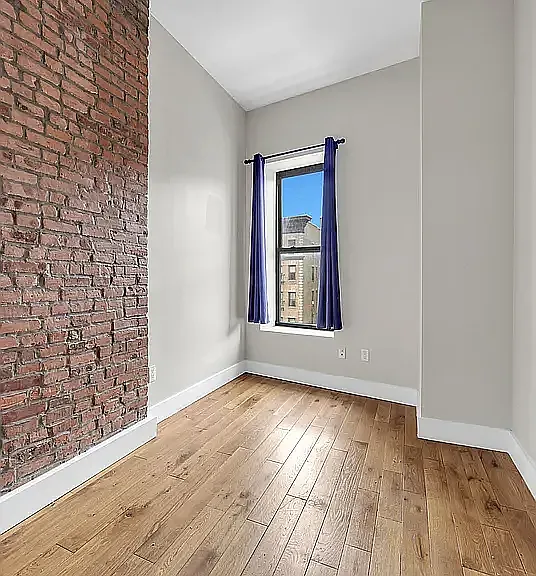 320 Street Nicholass Ave #4F — Photo 13