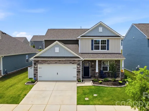 1341 Secrest Commons Dr, Monroe, NC 28112