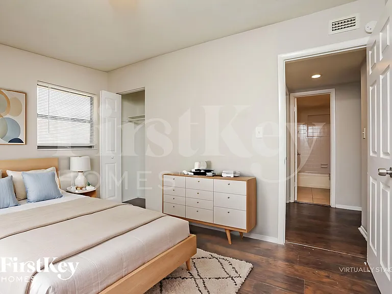 1030 Maxey Dr — Photo 8
