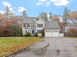91 Lunenburg Rd, West Townsend, MA 01474