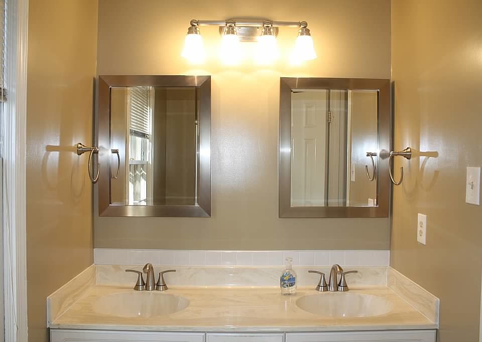 1st image of 5021 Mignonette Ct
