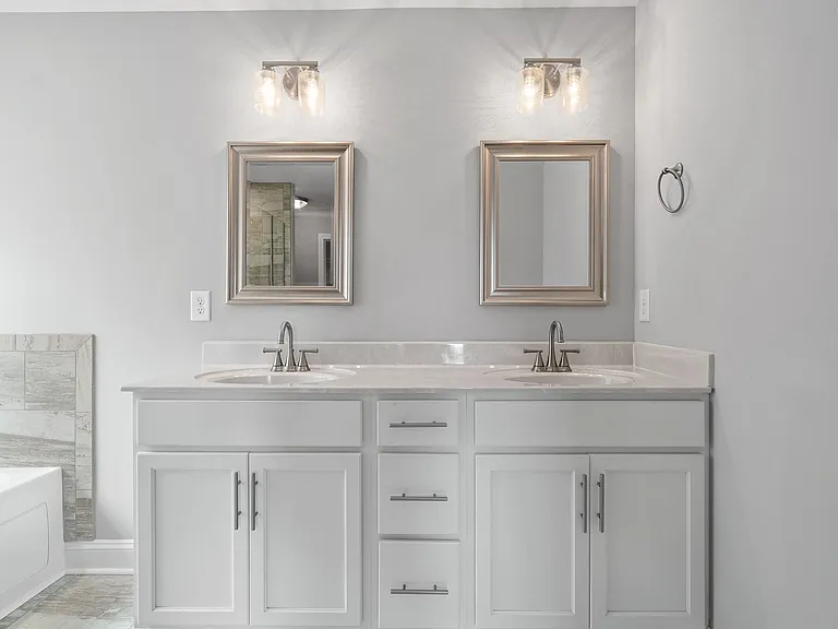 3482 Southwood Dr — Photo 20