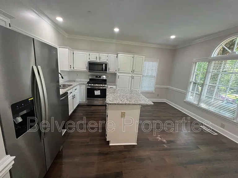 6409 Spyglass Dr — Photo 4