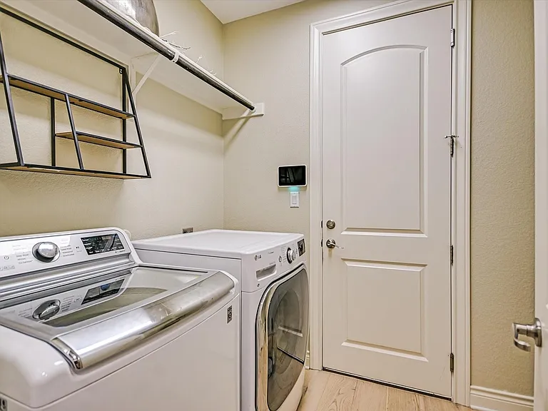 603 Anfield Cir — Photo 30