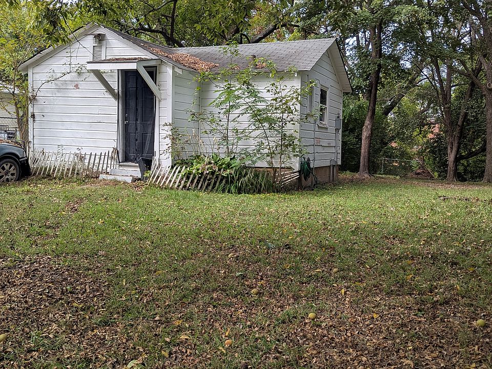 Front of cottage
