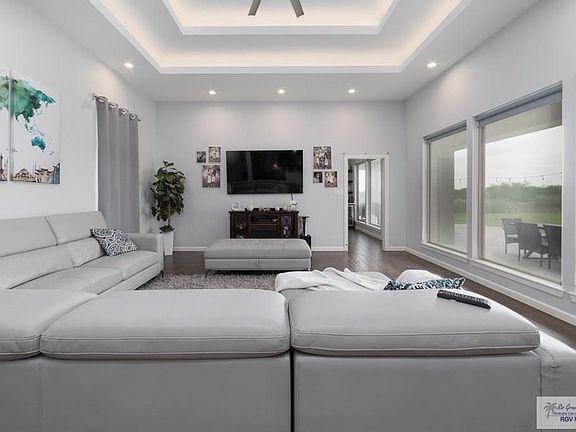 2nd image of 105 Canteros Dr