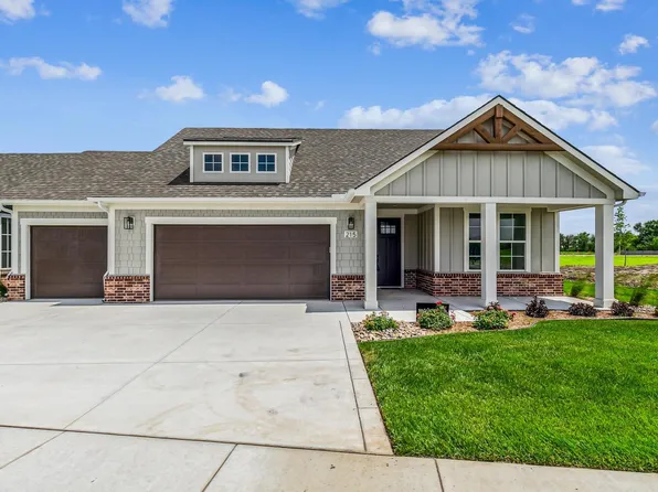 215 W Pepper Tree Rd, Andover, KS 67002