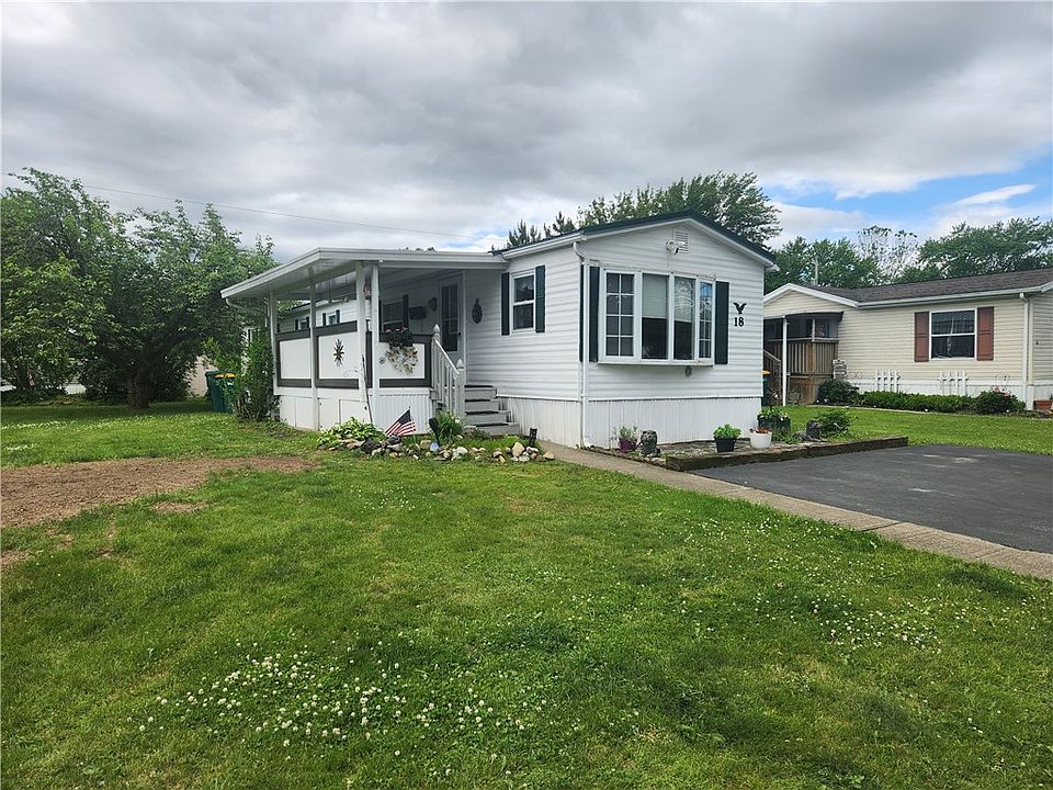 1st image of 18 Meadowlark Dr