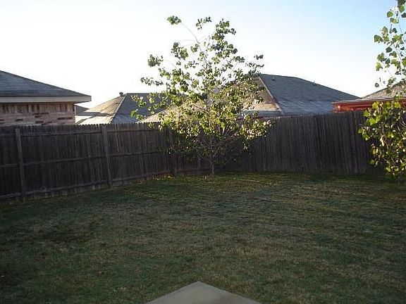 2nd image of 320 Tioga Dr