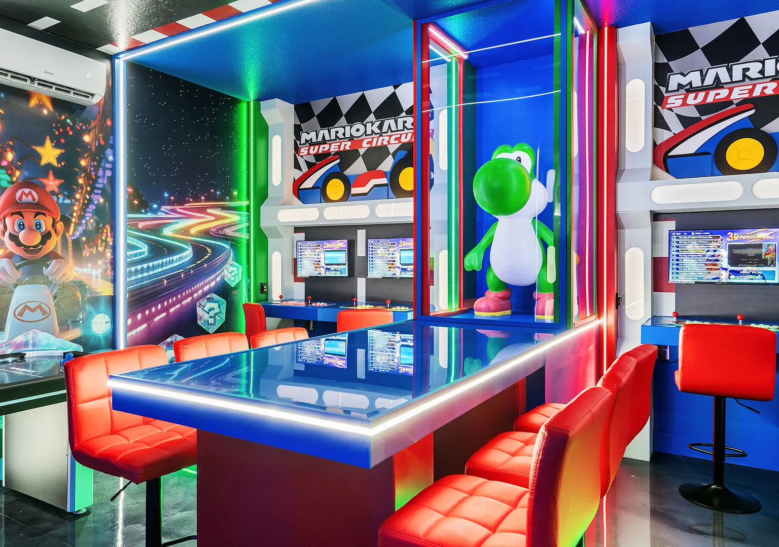 Ultimate 10 Bed Luxury Retreat with Epic Playroom — Photo 2