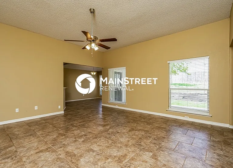 1208 Mirike Dr — Photo 6