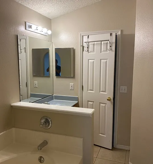 14413 Lake Price Dr — Photo 4