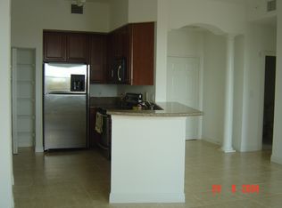 9021 SW 94th St #PENTHOUSE 08, Miami, FL 33176