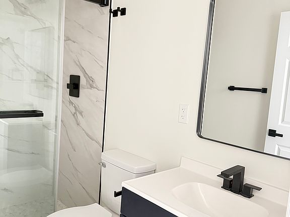 3rd image of 11461 Albers St APT 1