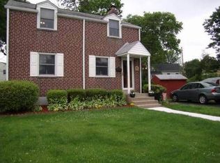 1217 Sylvania Cir, Folsom, PA 19033