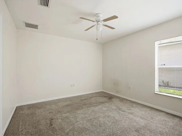 5912 Bramble Bush Ct — Photo 16