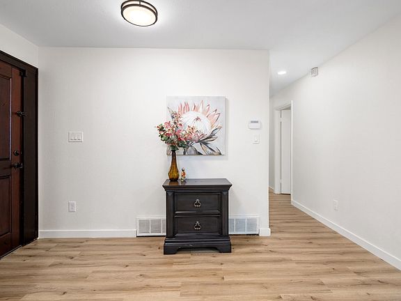 5th image of 6525 Dakar Rd