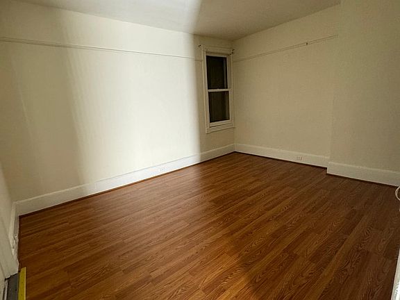 4th image of 138 North St #138D