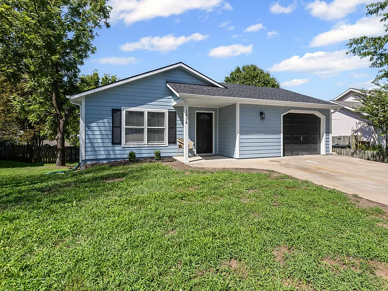 1816 Atherton Ct — Photo 32
