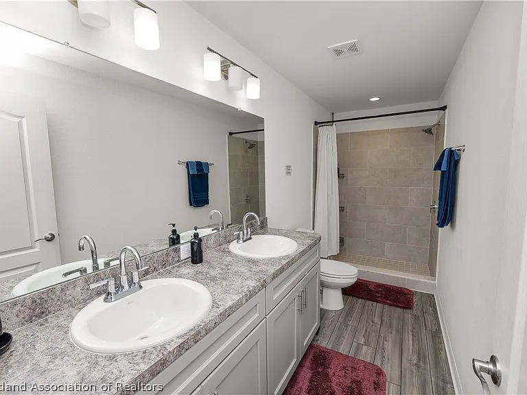 4600 San Ignacio Dr — Photo 25