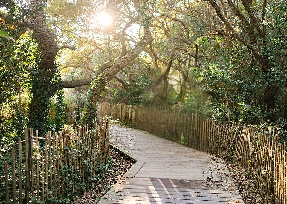 Beach Access - 300 Feet To Home
