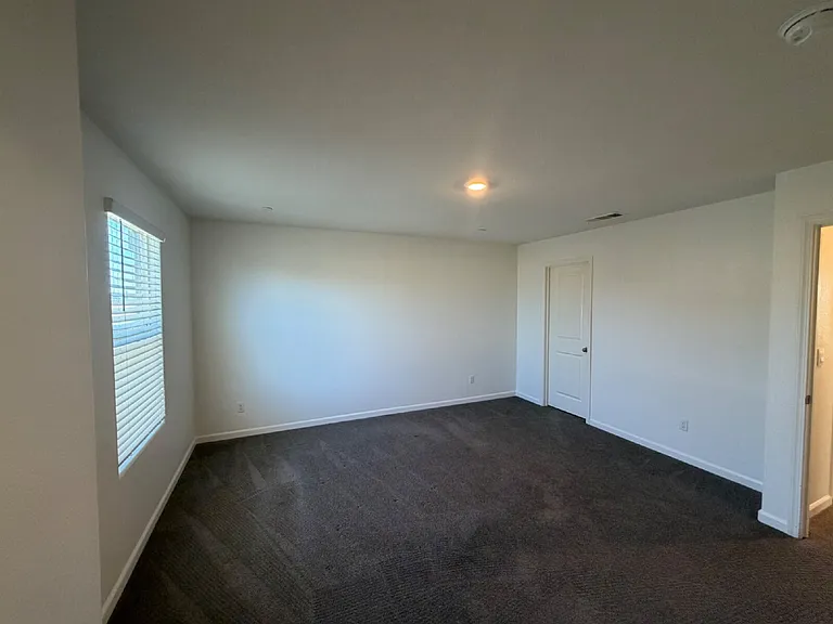 4293 Korbel Ave — Photo 21