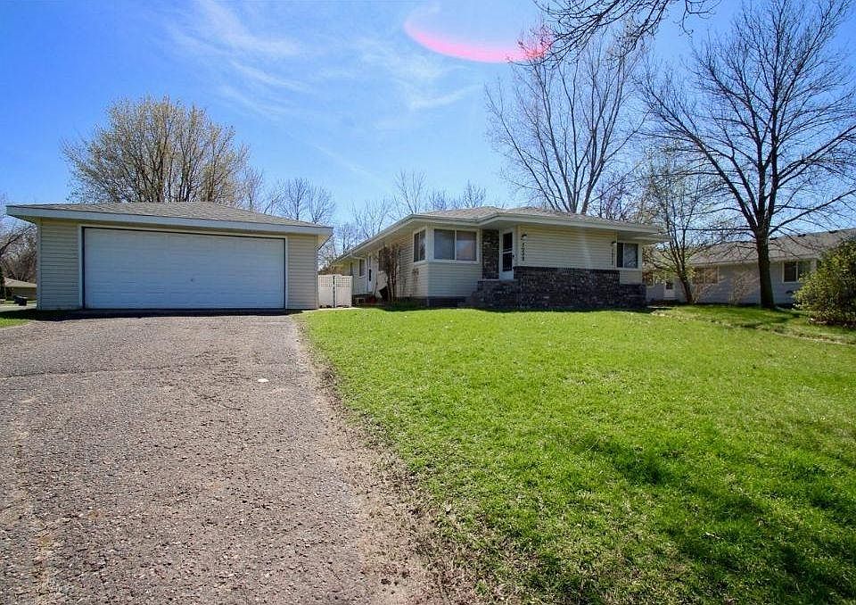 2nd image of 7009 74 1/2 Ave N