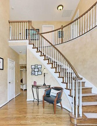 4th image of 6202 Sandstone Way
