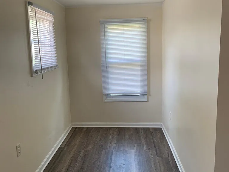 23092 Hoover Ave — Photo 13